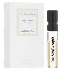 Van Cleef & Arpels 橙花阿玛拉 2 毫升 0.06 液体盎司盎司。 официальный образец духов, Van Cleef & Arpels 橙花阿马拉 2ml 0.06 fl.盎司。 muestra de 官方香水，Van Cleef & Arpels 橙花阿玛拉 2 毫升 0.06 液体盎司。盎司。官方 Parfymprov，Van Cleef & Arpels 橙花阿玛拉 2ml 0.06 fl。盎司。 официална парфюмна проба,