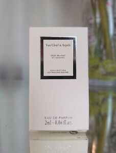 Van Cleef & Arpels 沉香木 2ml 0.07 fl.盎司。 Virallinen hajuvesinäyte，Van Cleef & Arpels 沉香木 2 毫升 0.07 液量盎司盎司。 oficjalna próbka 香水，Van Cleef & Arpels 沉香木 2 毫升 0.07 液量盎司盎司。官方 Parfymprov，Van Cleef & Arpels 沉香木 2ml 0.07 fl。盎司。官方香水，Van Cleef & Arpels 沉香木 2 毫升 